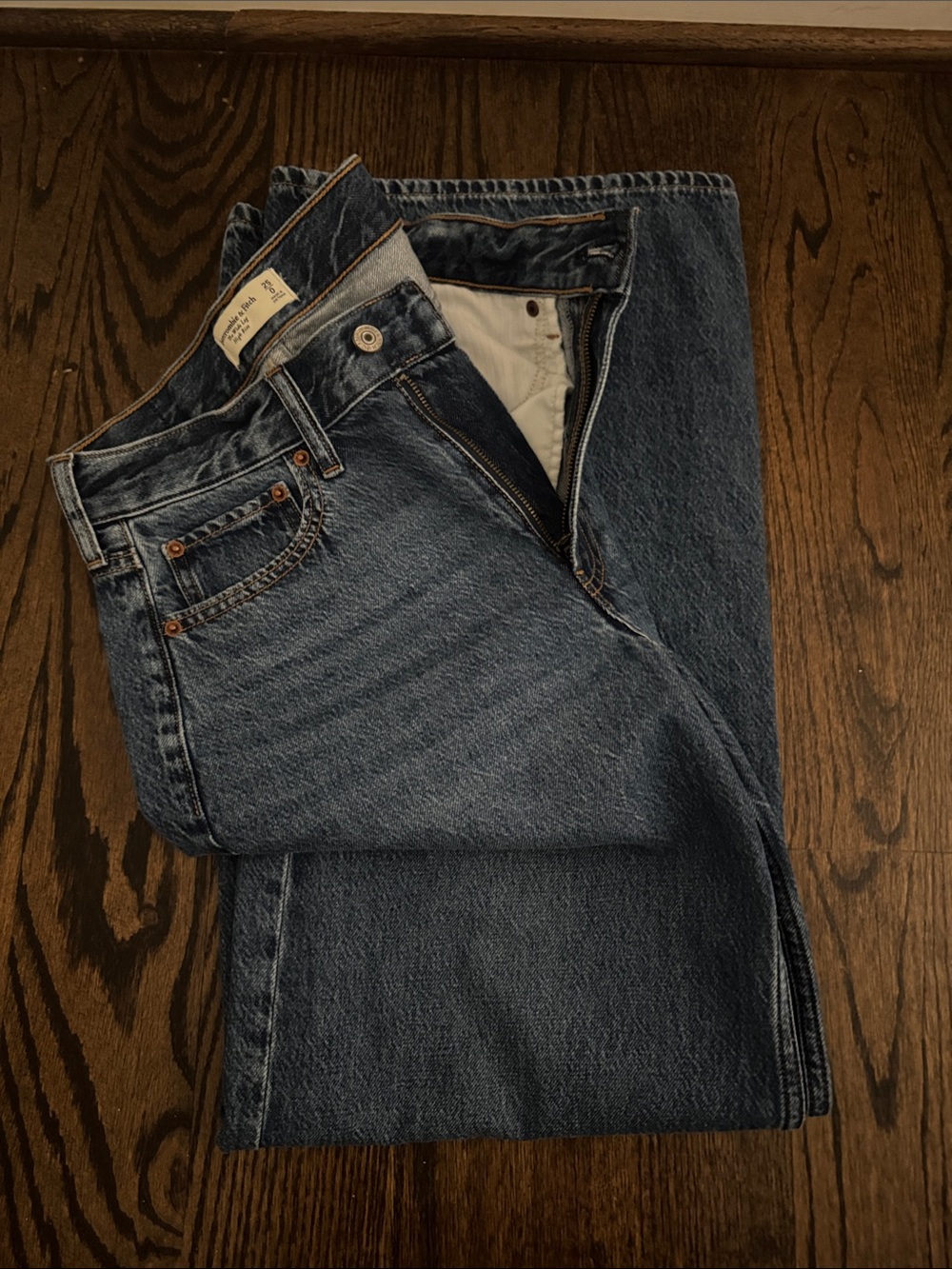 Abercrombie & Fitch Wide Leg High Rise denim size 25 short length